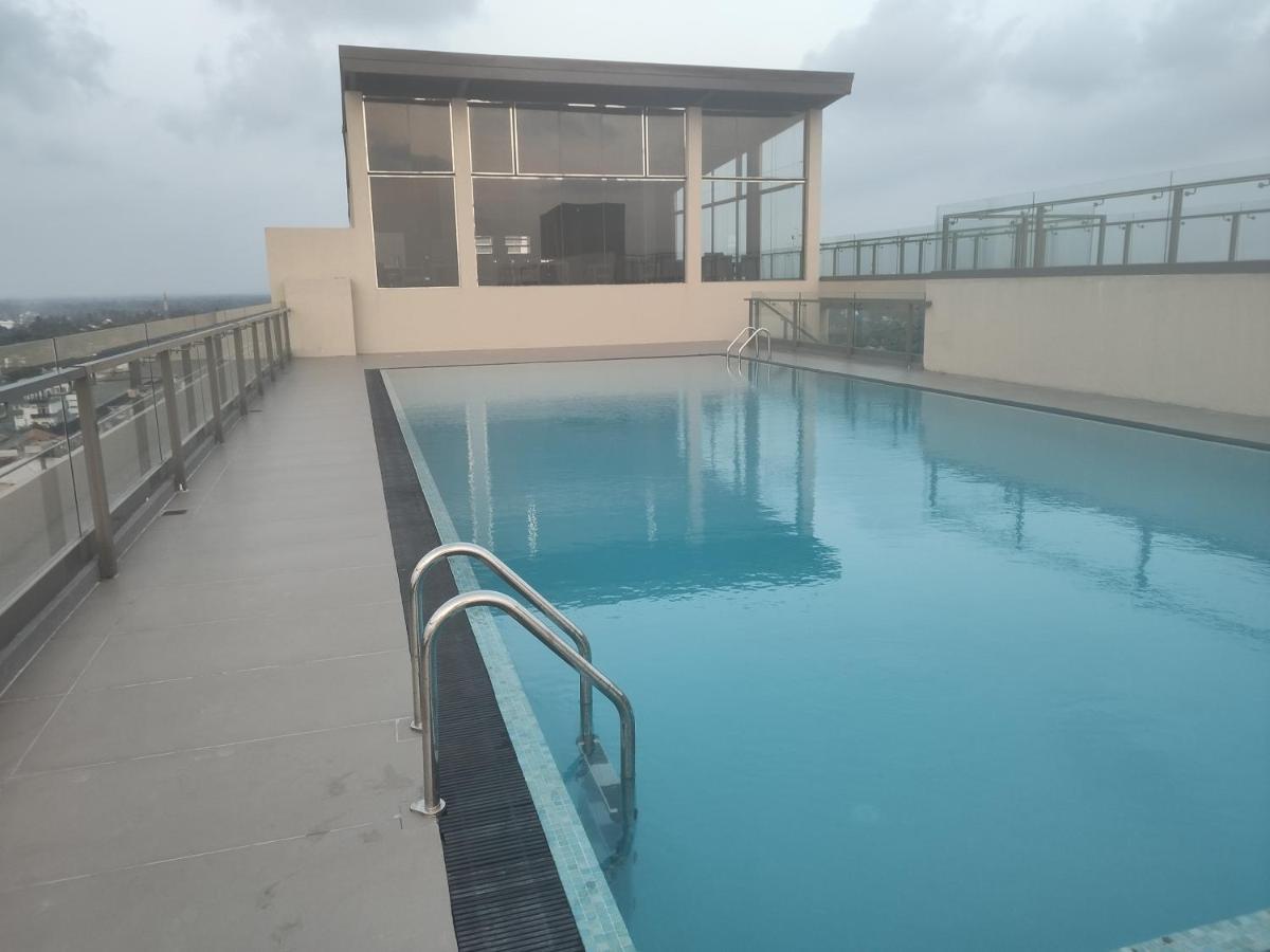 Ocean Breeze Condo By Lake Infinity Negombo Exterior foto